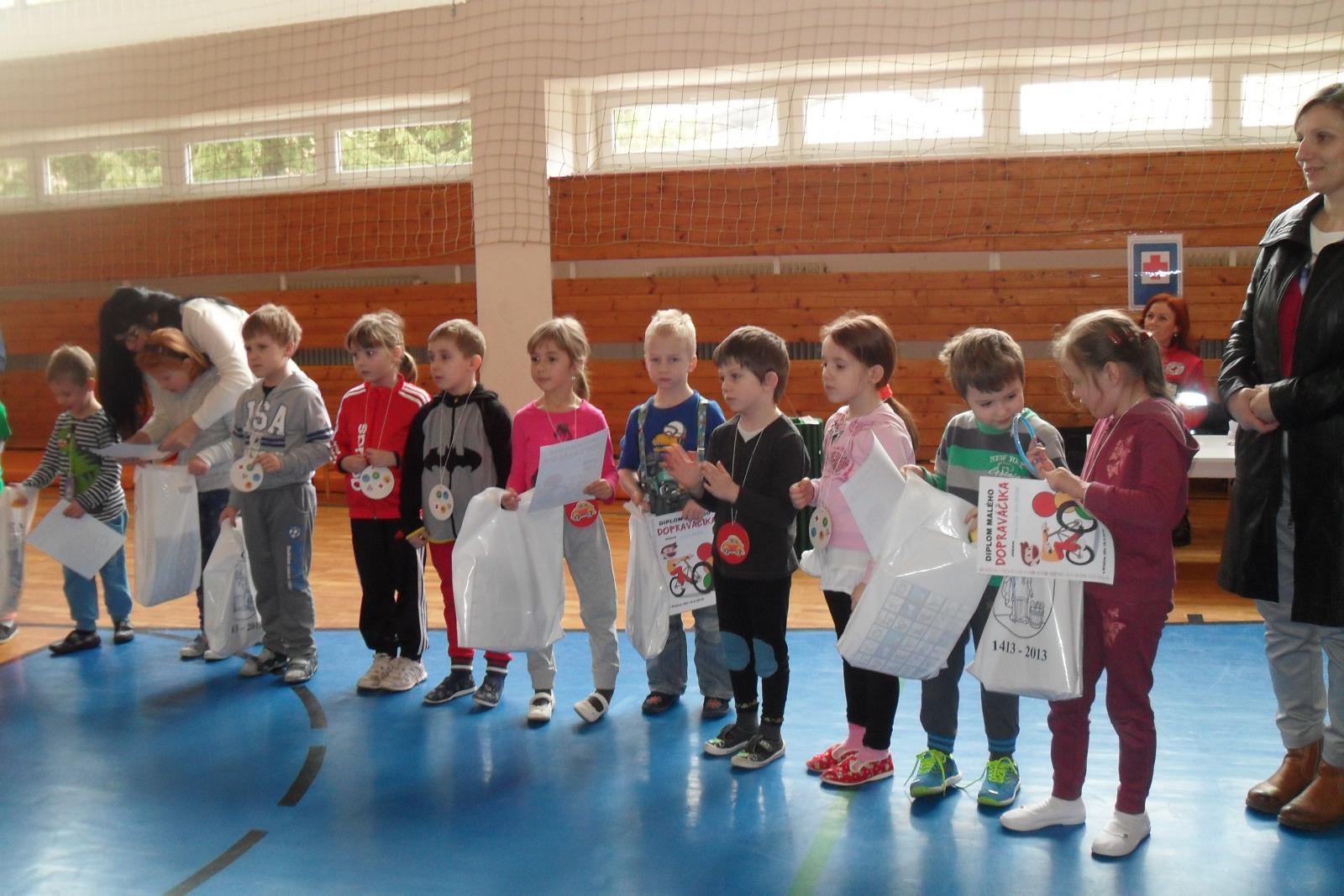 Fotogaléria Dopraváčik v MŠ Kľačno (11) Dopraváčik v MŠ Kľačno