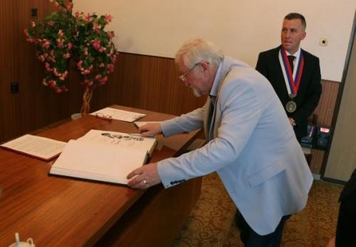Slávnostný zápis jubilanta